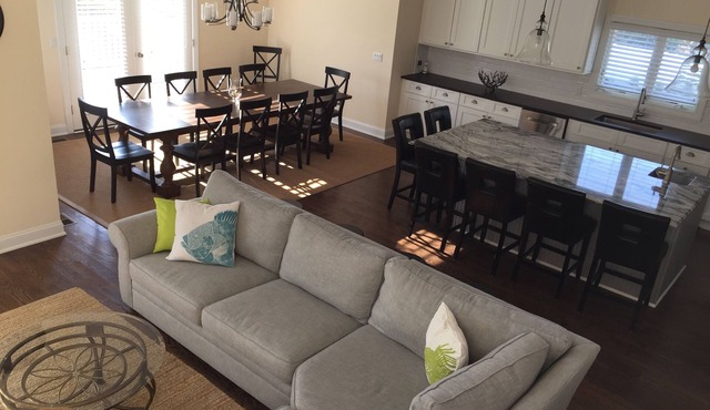 Bright, clean, beautiful home, Mantoloking, NJ, just steps to beach