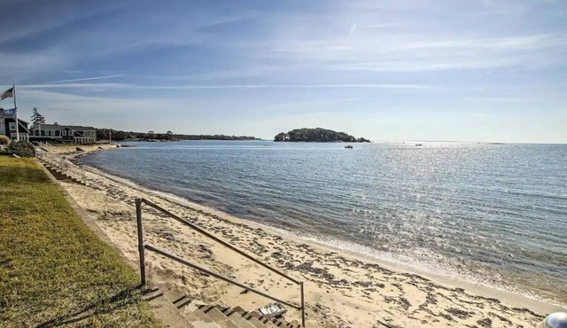 ☀️Bright Coastal Cottage - Private Beach 🏖 600 ft