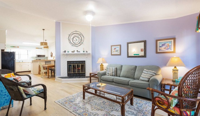 Bright Coastal Townhome | Steps to Beach | Pool, Bikes & More