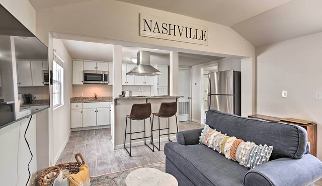 Bright Columbia Home: 47 Mi to Dtwn Nashville