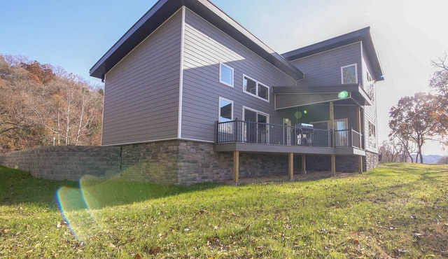 Bright Cotter Vacation Rental w/White River Views