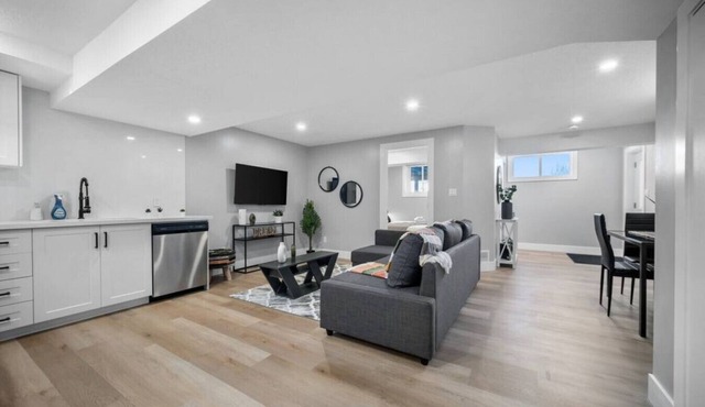 Bright & Cozy 1BR Basement Unit