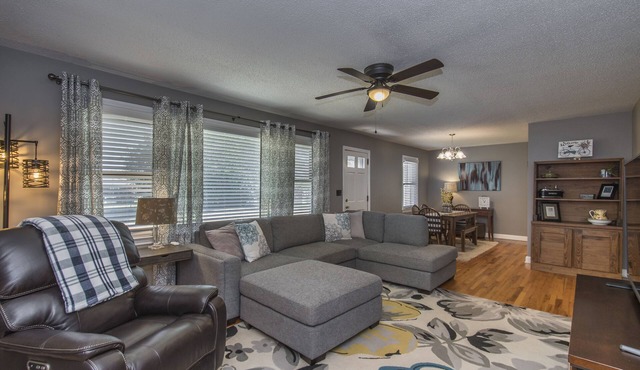 Bright, Cozy House w/Large Fenced Backyard!