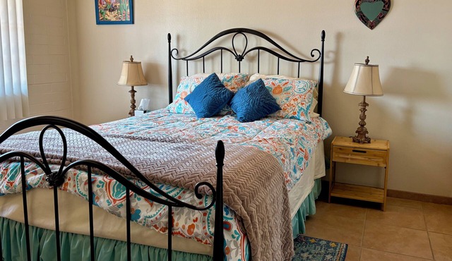 Bright & Cozy One Bedroom One Bath Villa in a 55+ Community