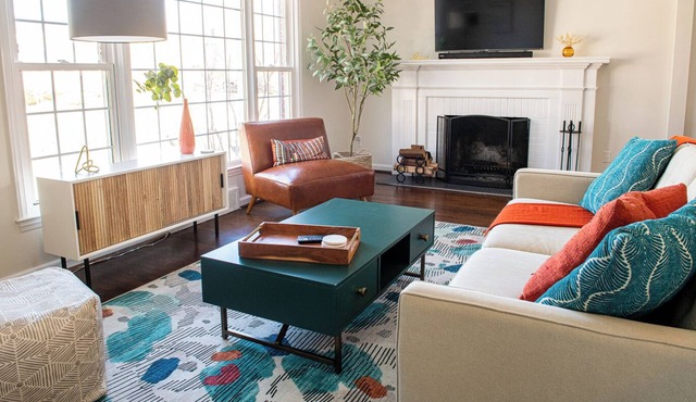 Bright & Cozy Gem in Grosse Pointe Woods/Detroit
