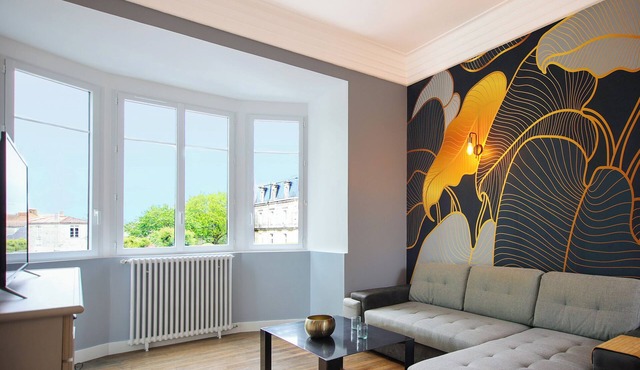 Bright downtown apartment with terrace