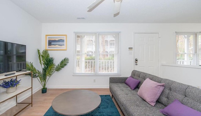 Bright Durham 1BR with Parking