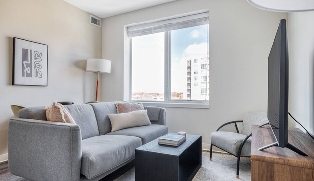 Bright Edgewater 2BR w/Gym & Lounge, nr Red Line, by Blueground