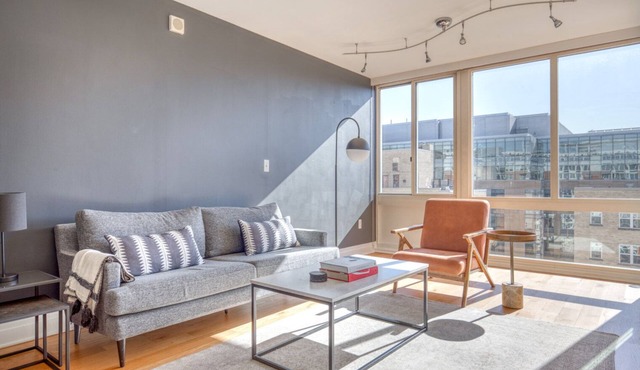 Bright Foggy Bottom 1BR w/Gym, Pool, nr. World Bank, by Blueground