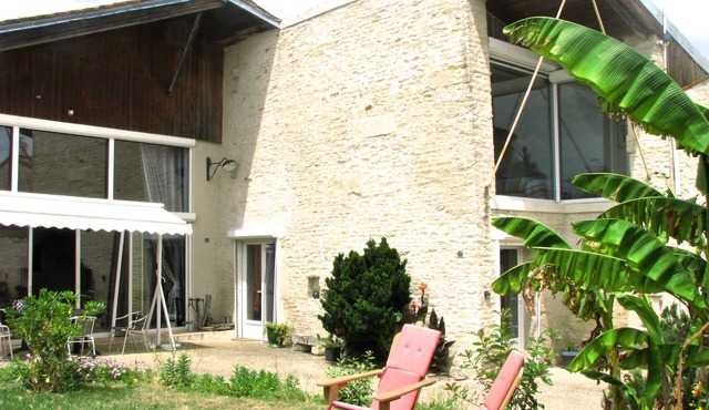 Bright and spacious renovated barn