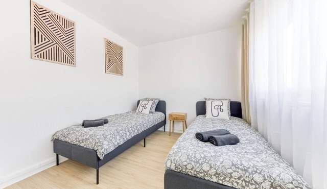 Bright haven in Athis-Mons - near Orly