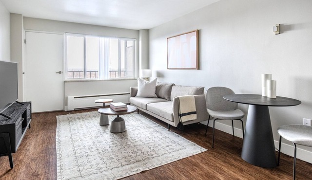 Bright Highland 1BR, close to LoHi Entertainment by Blueground