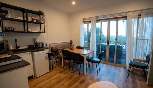 Bright Hillside Studio with Deck | Family-Friendly & Corporate Sta