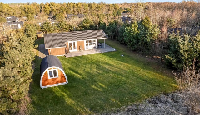 Bright holiday home with electric charger, terrace and wood-burning stove