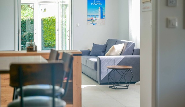 Bright House with Veranda & Garden – Perfect for Your Holidays in Les Sables!