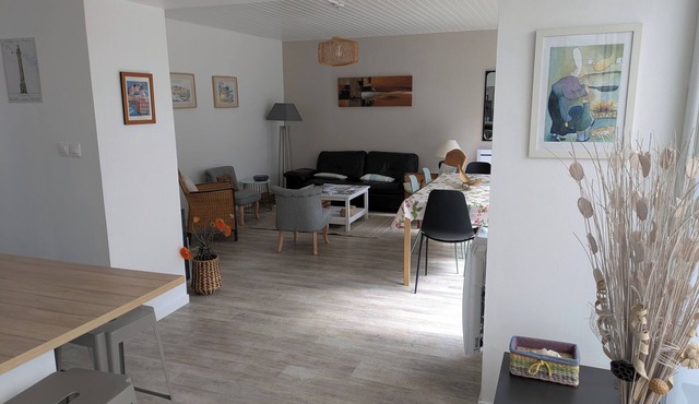 Bright house 3 * FOUESNANT, garden, quiet, not overlooked, 5mn from beaches