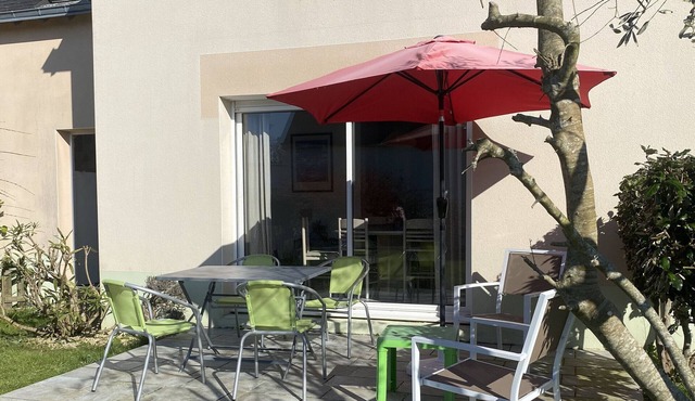 Bright house in Penvins, 6 people, pets allowed, near beach