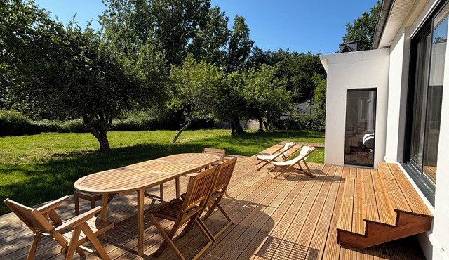 Bright house, quiet and well located (10min from beaches, Carnac, Quiberon.)