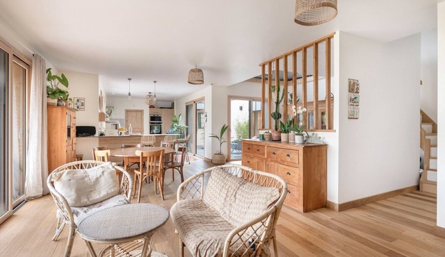 Bright house with large terrace in La Roche-Bernard