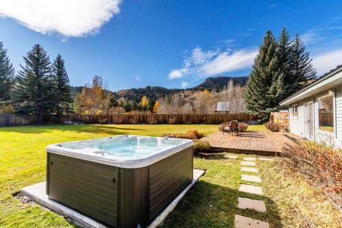 Bright Ketchum Retreat with Views and Private Hot Tub!