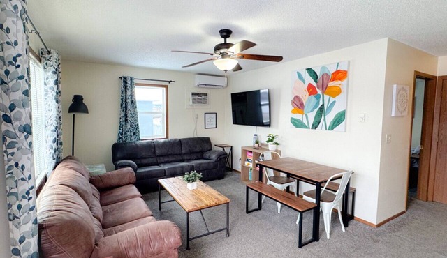 Bright, King Beds, Patio, Laundry, Walk to Downtown!