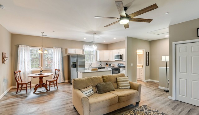 Bright Kingston Springs Home < 22 Mi to Nashville