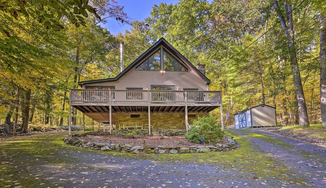 Bright Lackawaxen Cabin - 2 Mi to Big Bear!