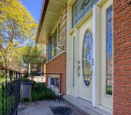 Bright & Modern 1 bedroom unit!