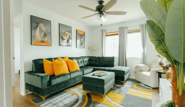 Bright Modern 2BR Near SFA | Family Friendly