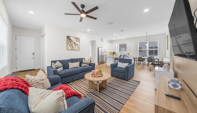 Bright & Modern 3BR Home – Prime Tampa Location