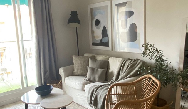 Bright & Modern Apartment in Sarrià-Sant Gervasi