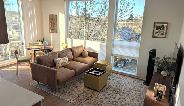 Bright & Modern Condo in Seattle's Wallingford District