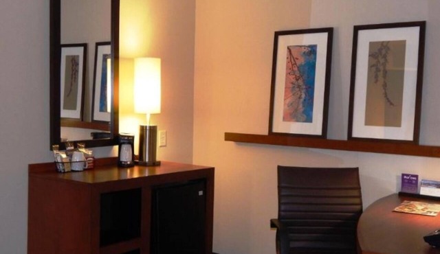 Bright & Modern Suites w/Free Parking Near Downtown Corpus Christi - 2 Units