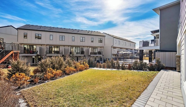 Bright Nature Escape 2BR Walkout Suite w/Patio