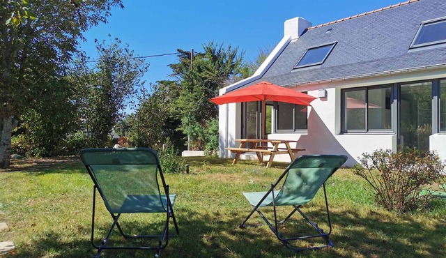 Bright new house near Donnant, quiet