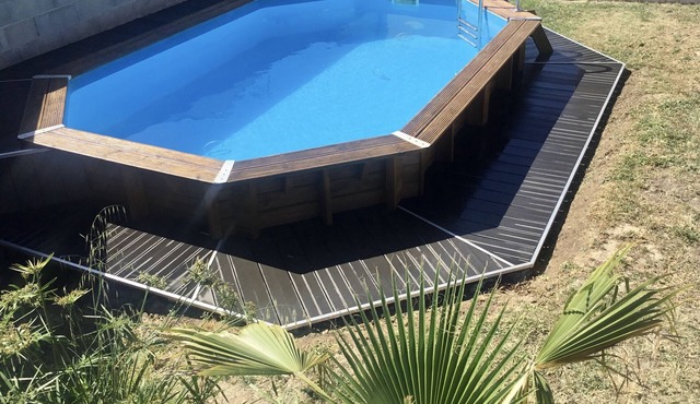 BRIGHT NEW VILLA NEAR NÎMES WITH LARGE TERRACE AND SWIMMING POOL.