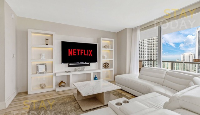 ★BRIGHT OCEAN VIEW CONDO! LUXURY 3BDR!