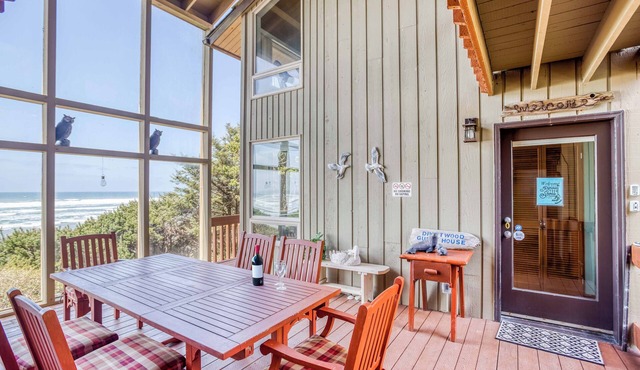 Bright Oceanfront Guest Home with Private Beach Access