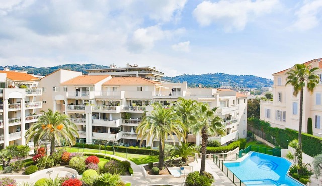 Bright One BDRM Apartment A/C-Swimming Pool/Congress by Olidesi