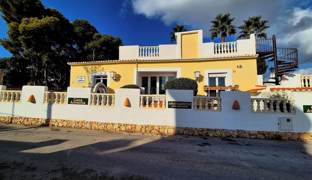 Bright PRIVADO apartment with sea view