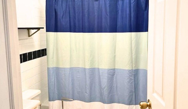 Bright, private, guest-suite - A Brooklyn Sanctuary 20 Minutes to Downtown NYC