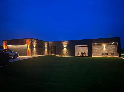 Bright, Quiet, Comfortable Room In A Luxury Home