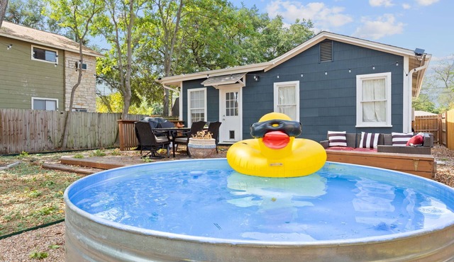 Bright Renovated ATX Home w/Yard + Cowboy Pool