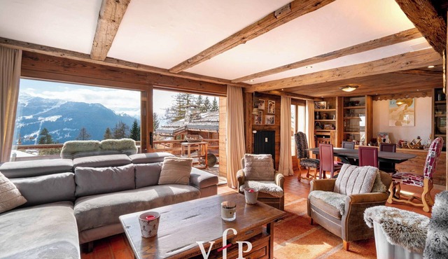 Bright renovated half-chalet – Brunet district, VerbierThis charming renovated half-chalet, located