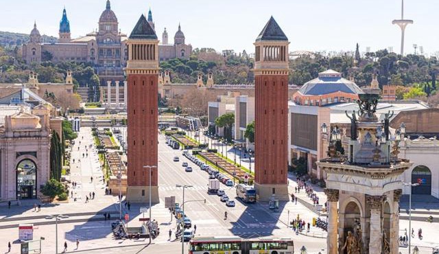 Bright Rooms near Plaza España