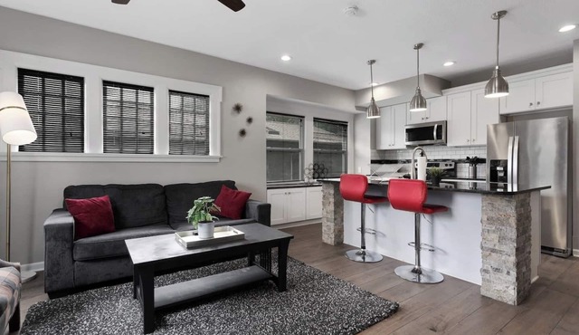 Bright & Roomy 2BR | 1st Floor Retreat | #65