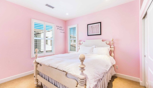 Bright & Roomy 3BR｜Pet-Friendly｜Relaxing Outdoor Space｜Flexible Lease #41429