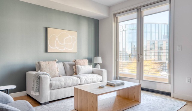 Bright San Mateo 2BR w/Gym, Pool & W/D, nr Town Sq mall, by Blueground