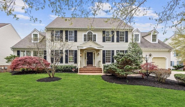 Bright spacious 5 bedroom home, Easy Access DC/Baltimore/Annapolis