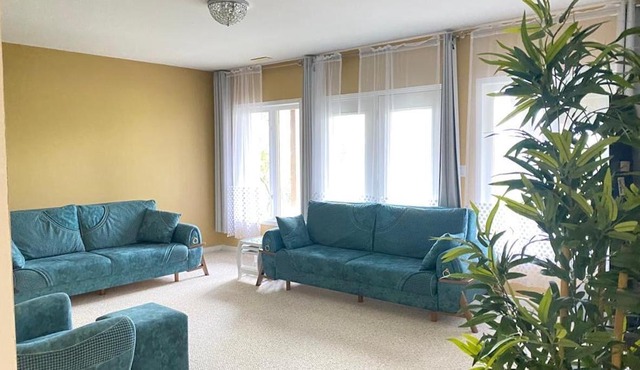 Bright, spacious and walkout basement unit.n LCRL20230000513